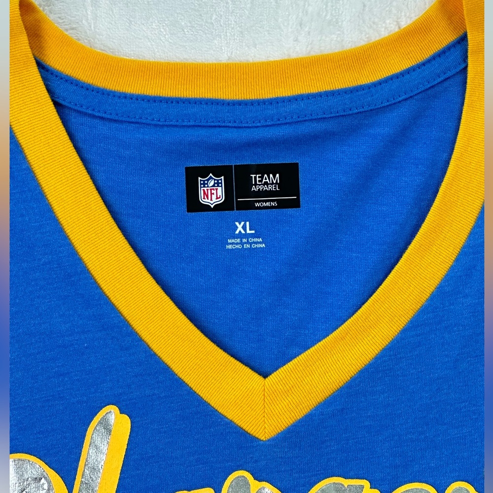 NFL official Team Apparel women’s XL t-shirt Los Angeles Chargers NWT - Picture 2 of 5